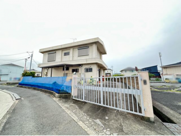 阪南市下出、中古一戸建ての外観画像です