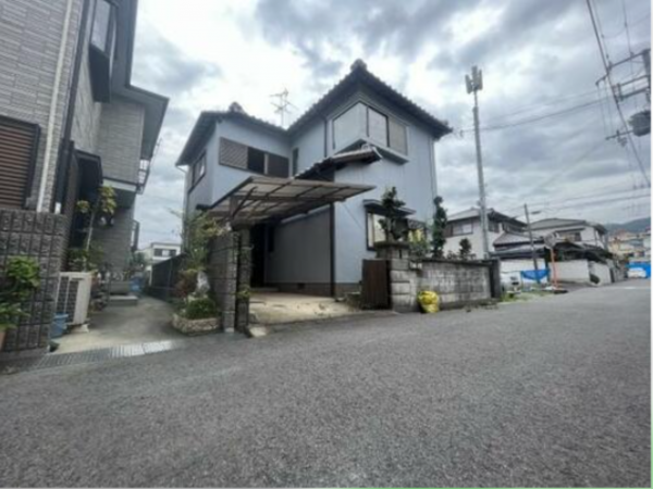 阪南市箱作、中古一戸建ての画像です