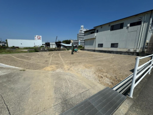 泉南市信達市場、土地の画像です