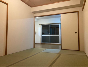 泉南市樽井、マンションの画像です