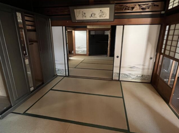 泉南市信達童子畑、中古一戸建ての画像です