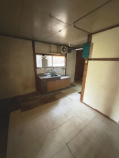 阪南市舞、収益物件/店舗付住宅の居間画像です