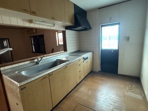 泉南郡岬町淡輪、中古一戸建てのキッチン画像です