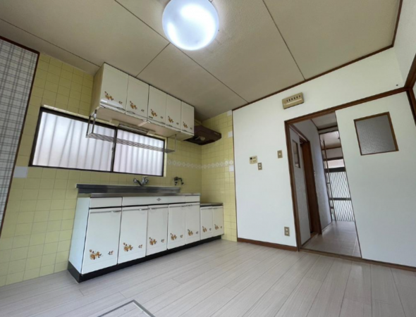 泉南市新家、中古一戸建ての画像です