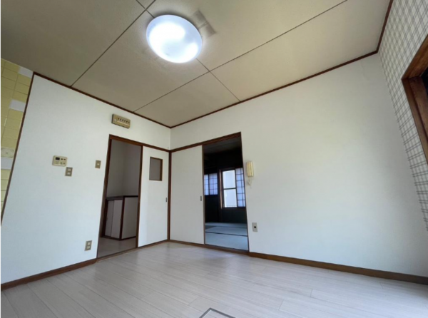 泉南市新家、中古一戸建ての画像です