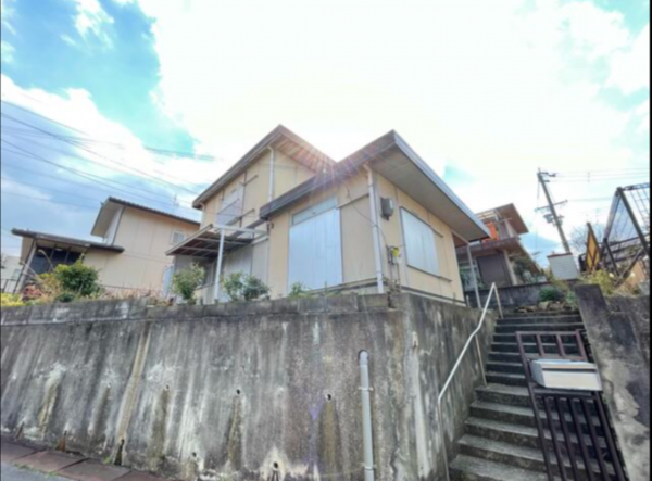 阪南市箱作、中古一戸建ての画像です