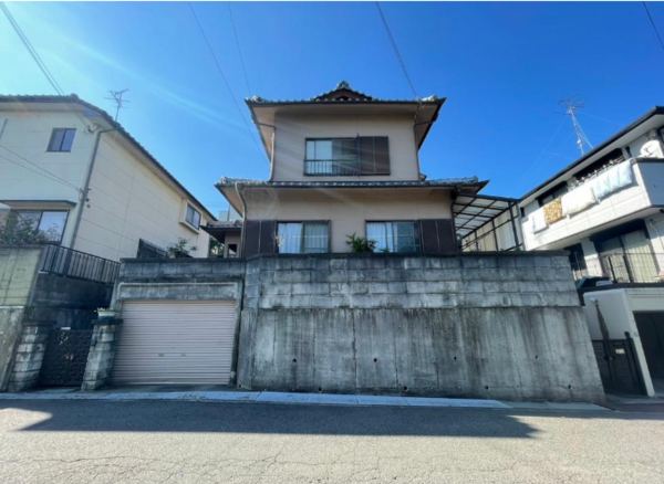 阪南市さつき台、中古一戸建ての画像です