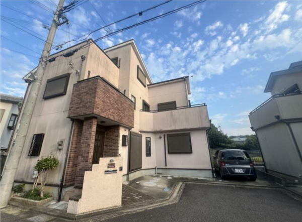 阪南市石田、中古一戸建ての外観画像です