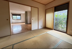 阪南市桃の木台、中古一戸建ての画像です