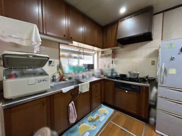 泉南市新家、中古一戸建ての画像です