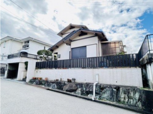 泉南市新家、中古一戸建ての画像です