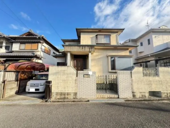 阪南市さつき台、中古一戸建ての画像です