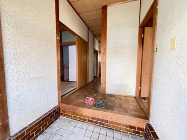 阪南市下出、中古一戸建ての画像です