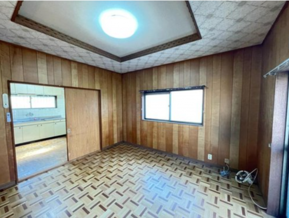 阪南市下出、中古一戸建ての画像です