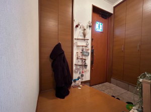 阪南市鳥取中、中古一戸建ての画像です