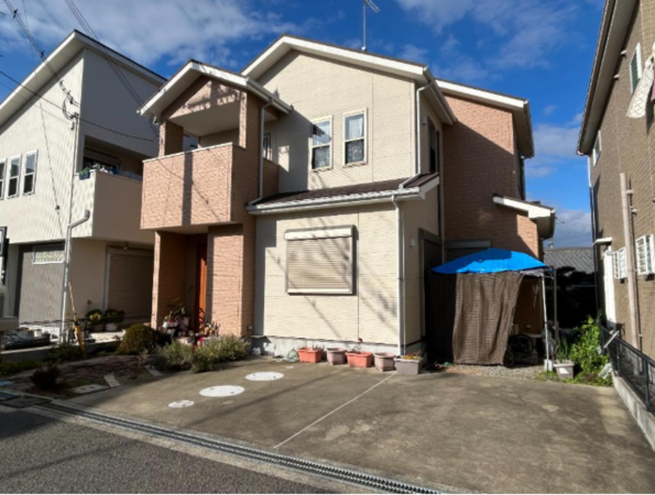阪南市鳥取中、中古一戸建ての画像です