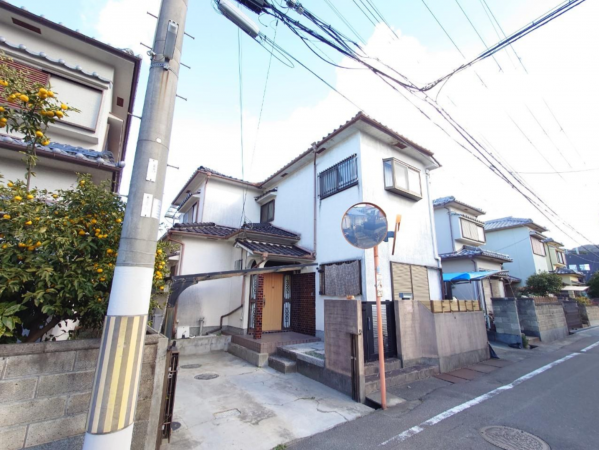 阪南市箱作、中古一戸建ての画像です