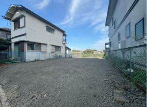 泉南市信達市場、土地の画像です