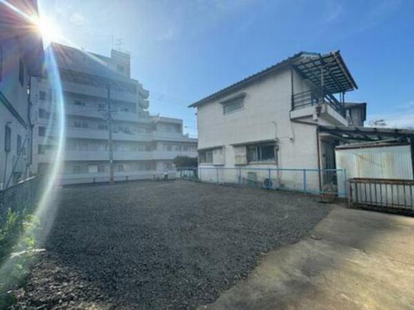 泉南市信達市場、土地の画像です