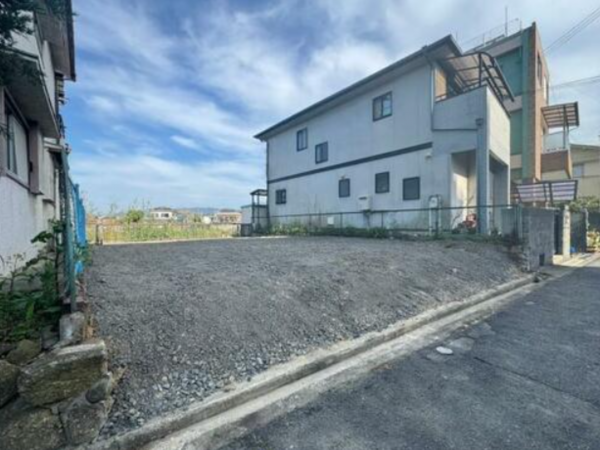 泉南市信達市場、土地の画像です