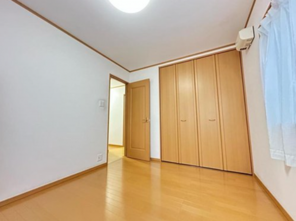 泉南市樽井、中古一戸建ての画像です