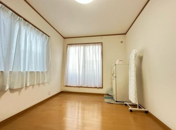 泉南市樽井、中古一戸建ての画像です