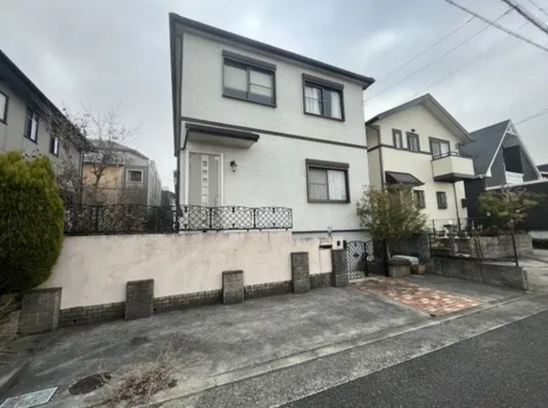 阪南市桃の木台、中古一戸建ての画像です