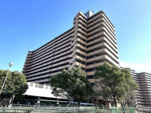 泉南市男里、マンションの画像です