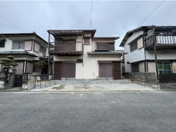 泉南市信達大苗代、中古一戸建ての画像です