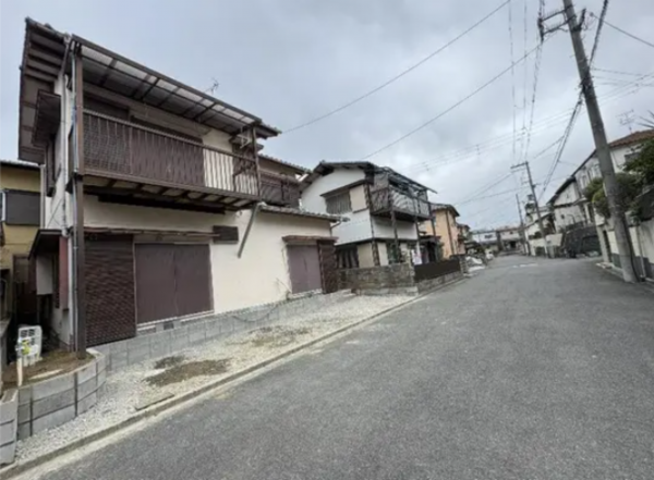 泉南市信達大苗代、中古一戸建ての画像です