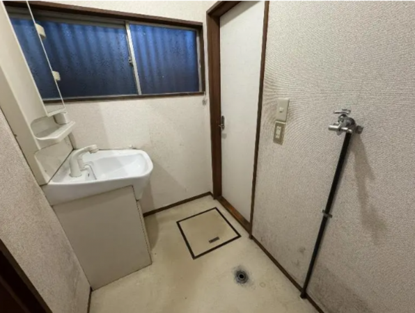 泉南市信達大苗代、中古一戸建ての画像です