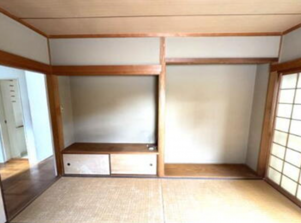 泉南市新家、中古一戸建ての画像です