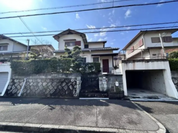 泉南市新家、中古一戸建ての画像です