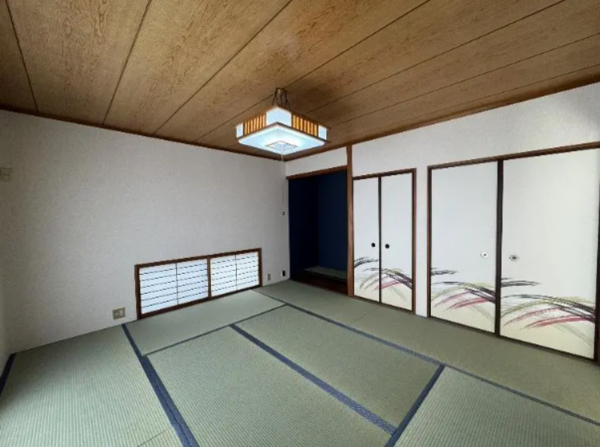 阪南市緑ヶ丘、中古一戸建ての画像です