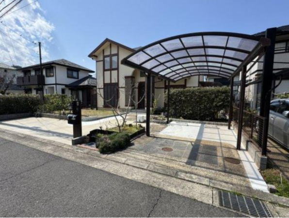 阪南市桃の木台、中古一戸建ての画像です