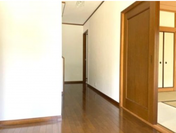 阪南市桃の木台、中古一戸建ての画像です