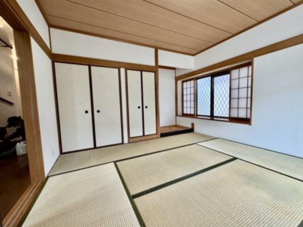 阪南市桃の木台、中古一戸建ての画像です
