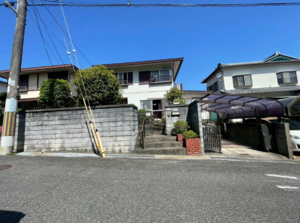 阪南市緑ヶ丘、中古一戸建ての画像です