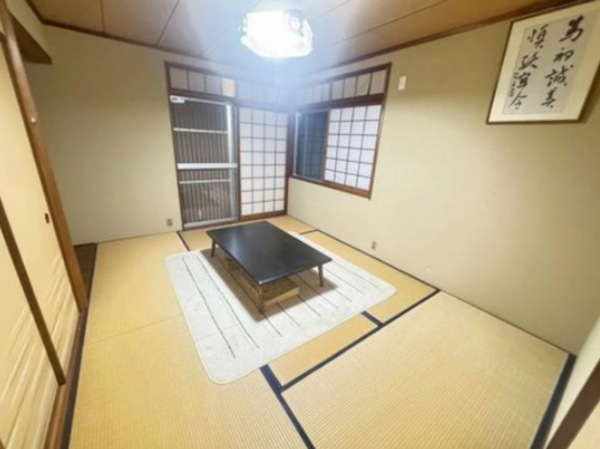 阪南市箱作、中古一戸建ての画像です