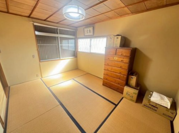 阪南市箱作、中古一戸建ての画像です