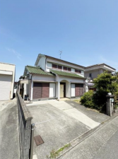 泉南市信達岡中、中古一戸建ての画像です