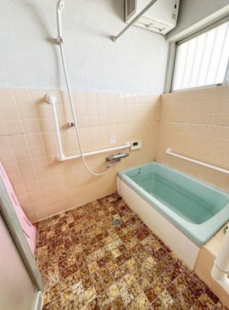 泉南市信達岡中、中古一戸建ての画像です