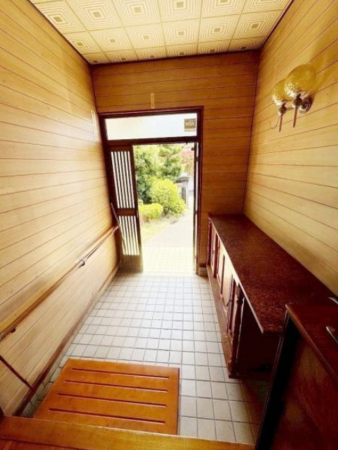 泉南市信達岡中、中古一戸建ての画像です