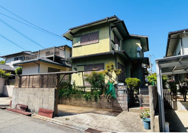 阪南市緑ヶ丘、中古一戸建ての画像です