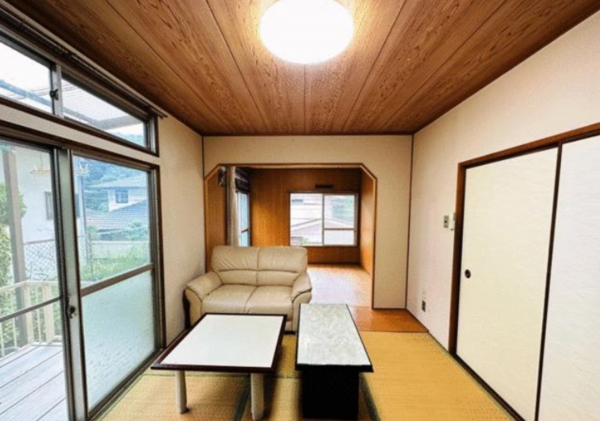 泉南市新家、中古一戸建ての画像です
