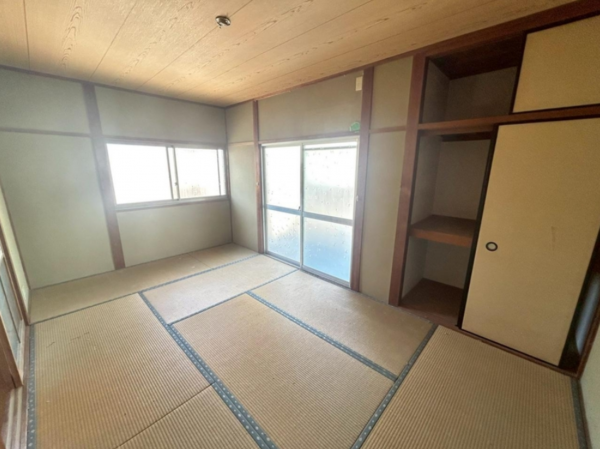泉南市新家、中古一戸建ての画像です