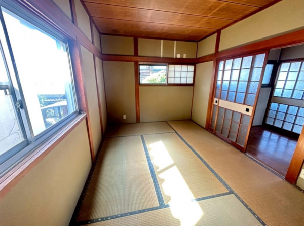 泉南市新家、中古一戸建ての画像です