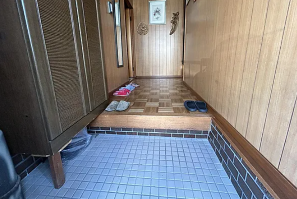 泉南市樽井、中古一戸建ての画像です