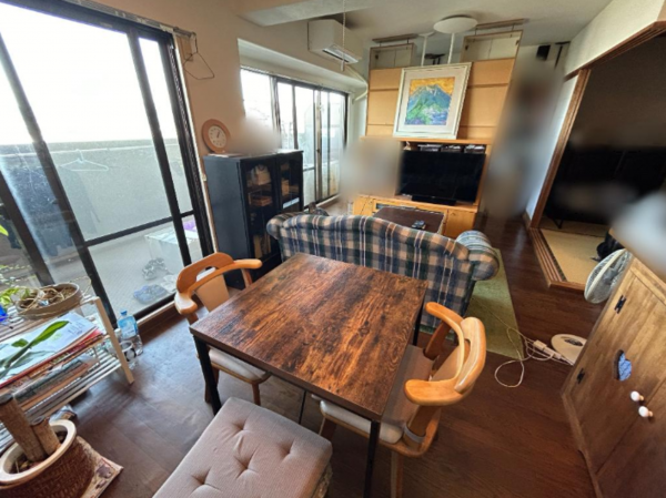泉南市男里、マンションの画像です
