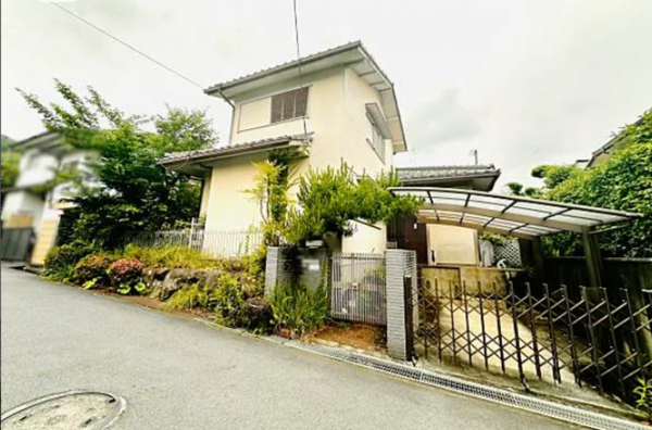 泉南市新家、中古一戸建ての画像です